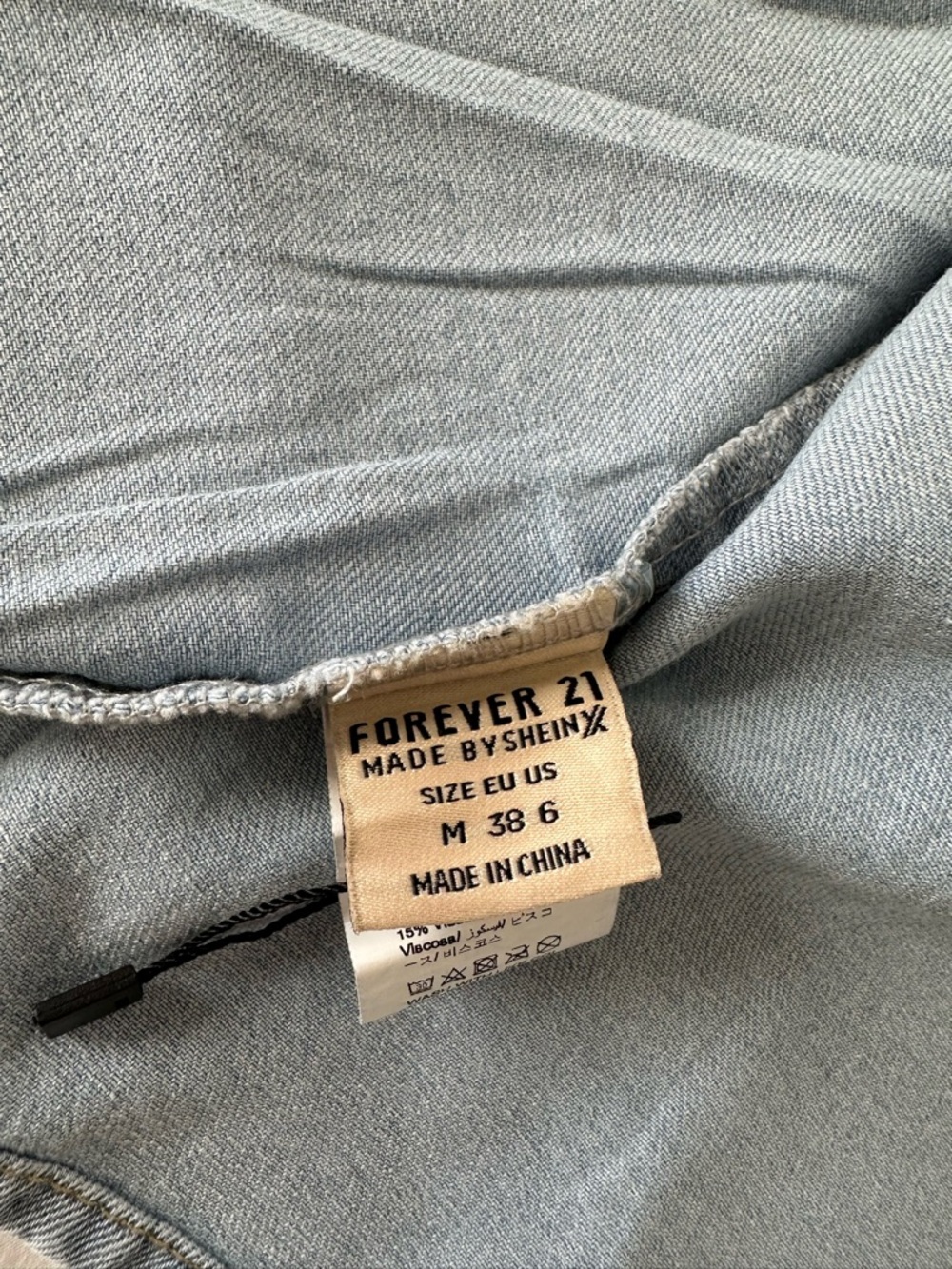 Forever 21 Light Blue Cropped Denim Button-Down Shirt - Picture 8 of 10